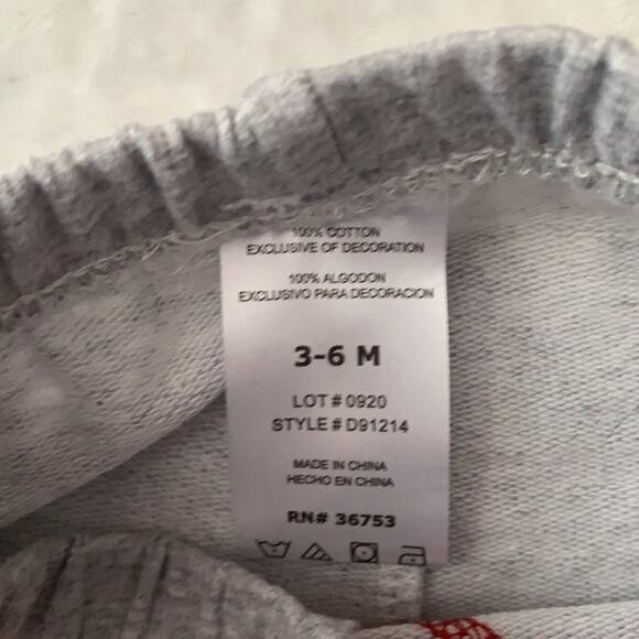 Dapper Dude Striped Dog Hooded One Piece with Gray Sweatpants Size 3-6 Months - Picture 5 of 7